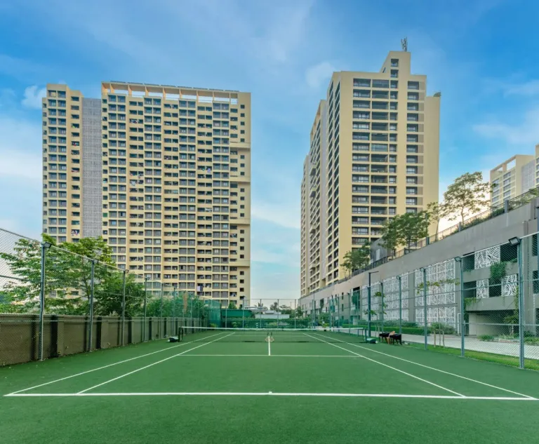 Tennis & Sports Courts